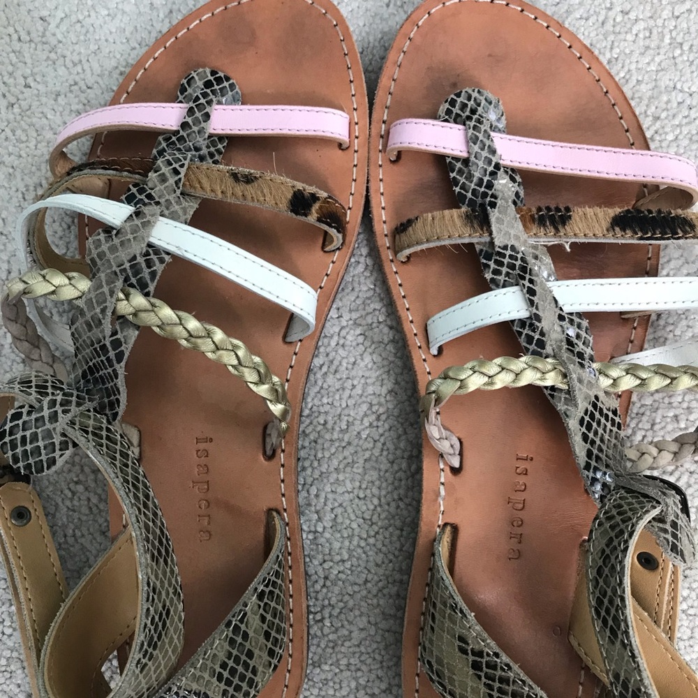 Isapera Sandals - Picture 3 of 3